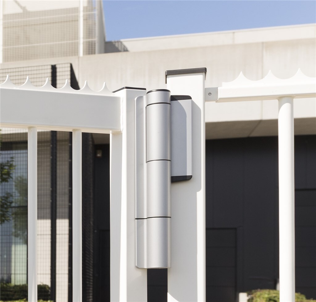 Second generation - Highly powerful hydraulic 180° gate closer and hinge in one
